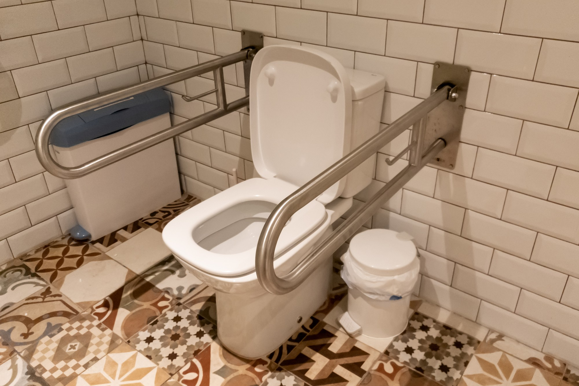 Devis rénovation salle de bain et chaudière à gaz - Réaménagement de salle de bain